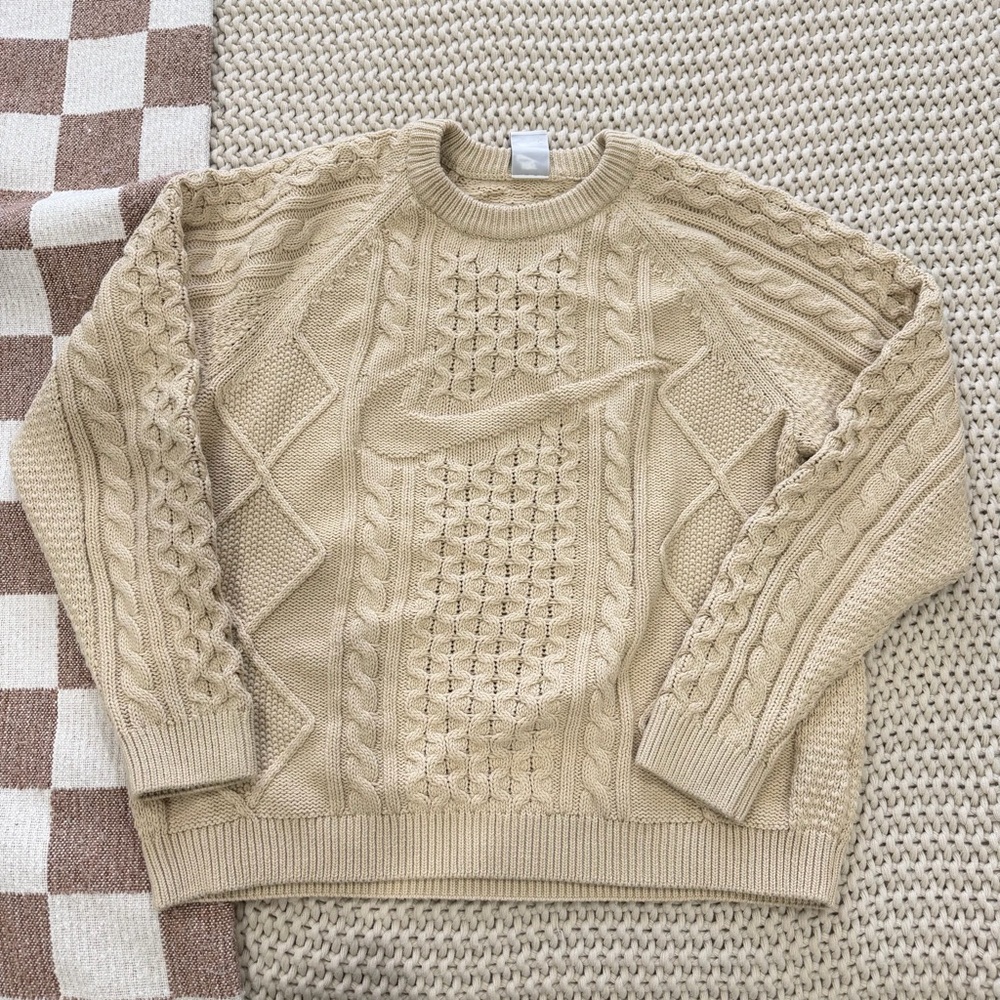 NIKE LIFE CABLE KNIT SWEATER LARGE